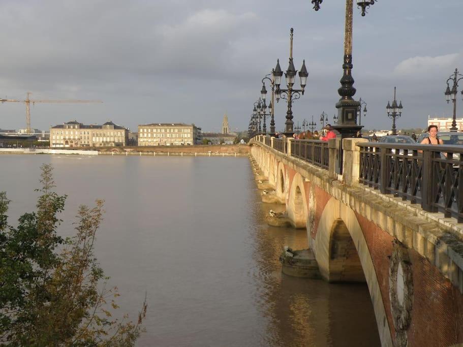 Logement Sympa Entree Independante Pres Bordeaux 10Kms Tresses Ngoại thất bức ảnh